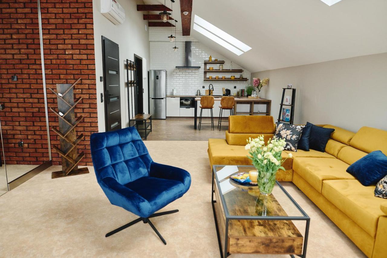 M&M Apartamenty Jasionka Luaran gambar