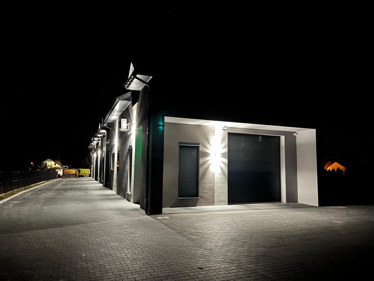 M&M Apartamenty Jasionka Luaran gambar